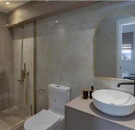 4 bedroom villa with pool by the sea, near Corfu town, sleeps 8